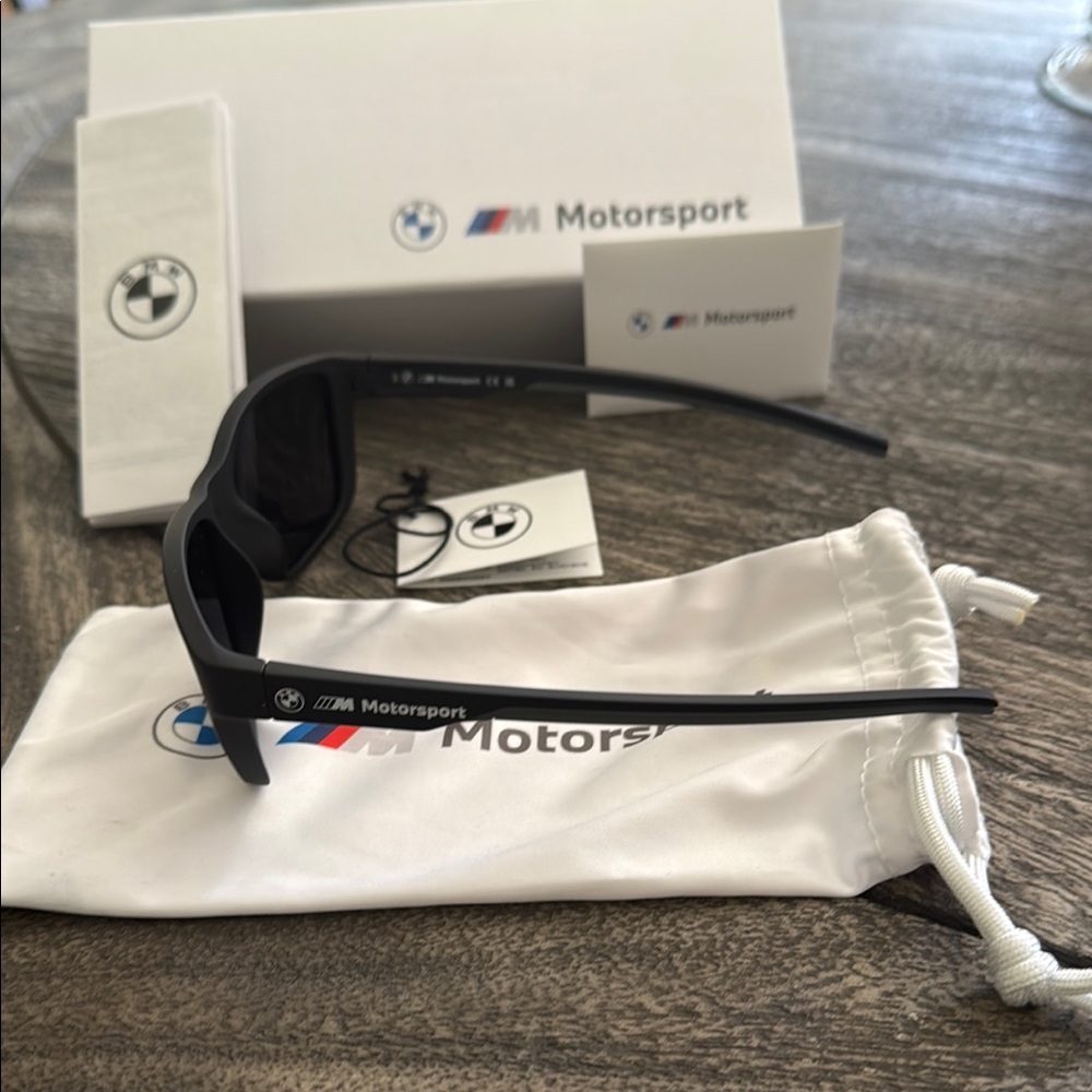 BMW Black Sunglasses - Picture 5 of 6